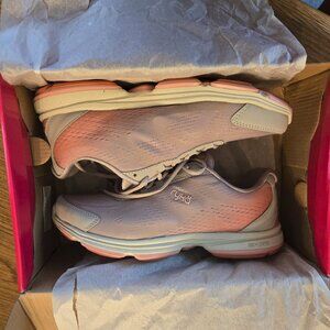NEW Ryka Devo Plus 2 Walking Sneakers Size 7.5